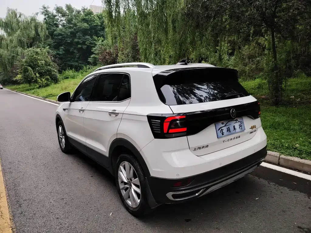 Volkswagen T-Cross — фото 8