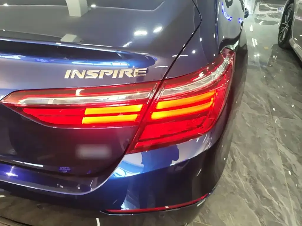 Honda Inspire — фото 10