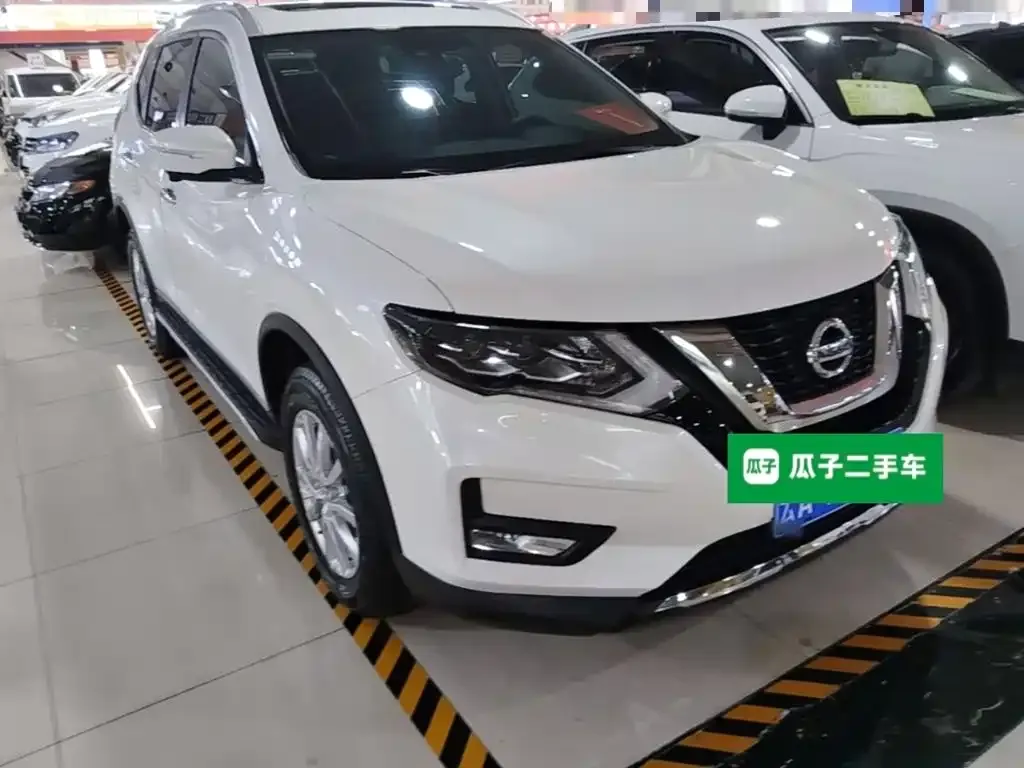Nissan X-Trail — фото 9