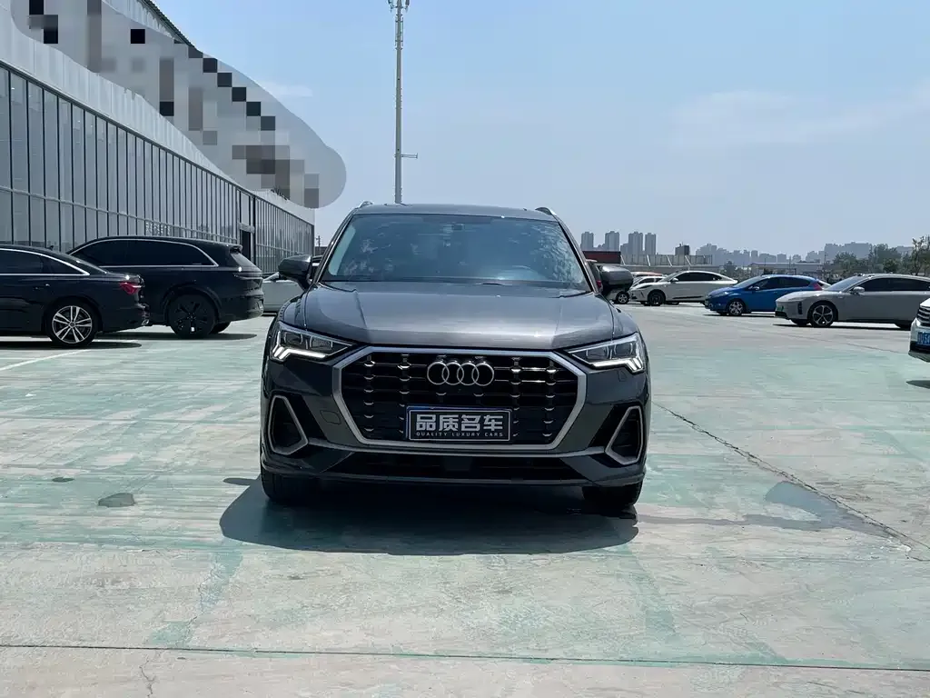 Audi Q3 — фото 5