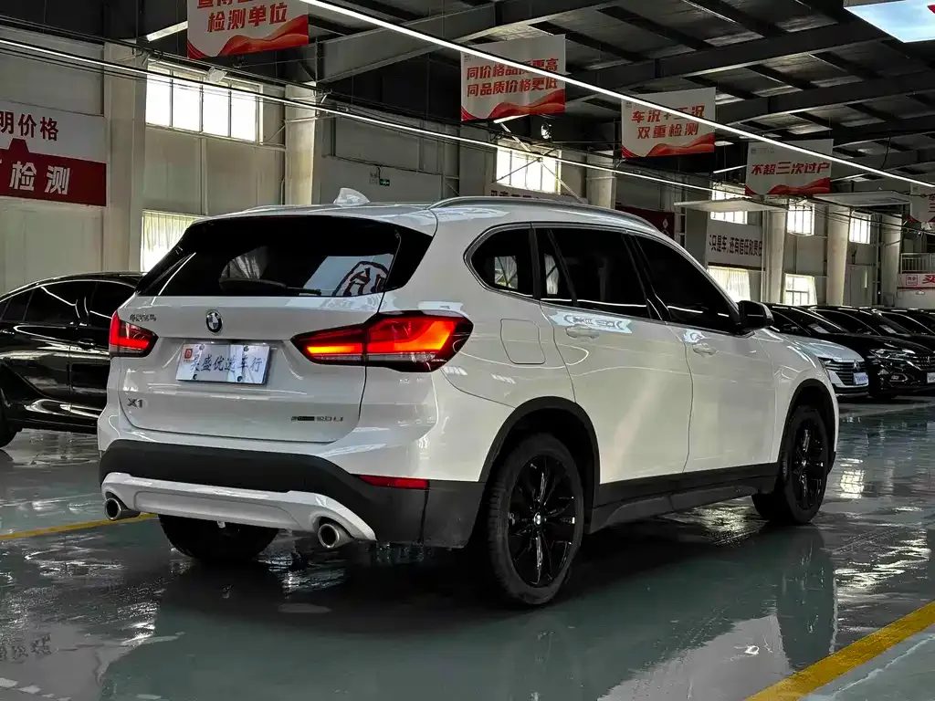 BMW X1 2021 из CN, фото 6