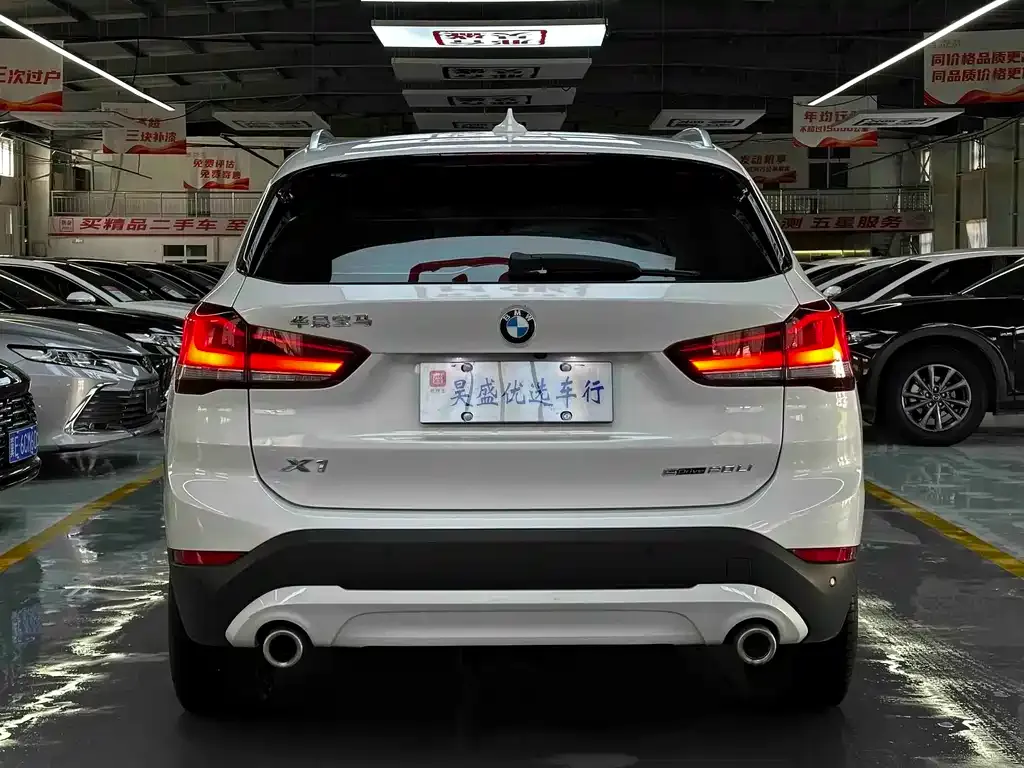 BMW X1 2021 из CN, фото 10