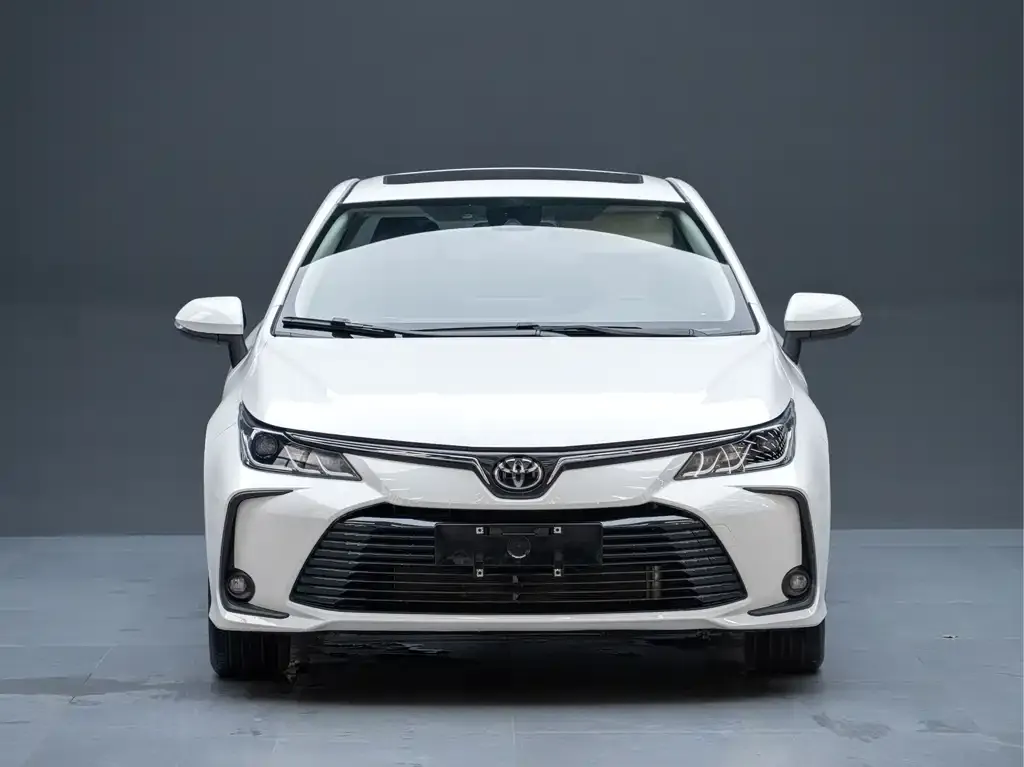 Toyota Corolla — фото 2