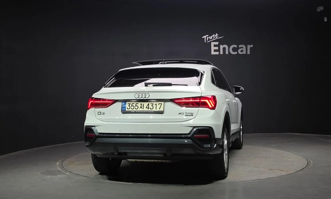 Audi Q3 2023 из KR, фото 4