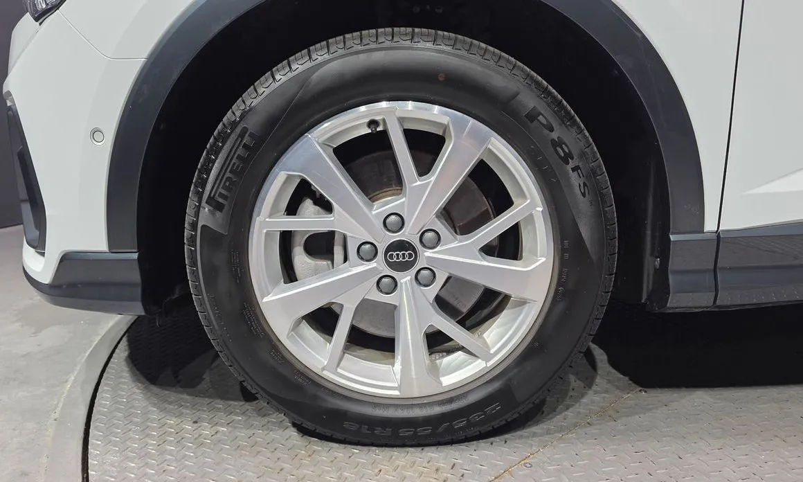 Audi Q3 2023 из KR, фото 10