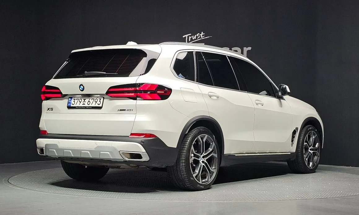 BMW X5 — фото 8