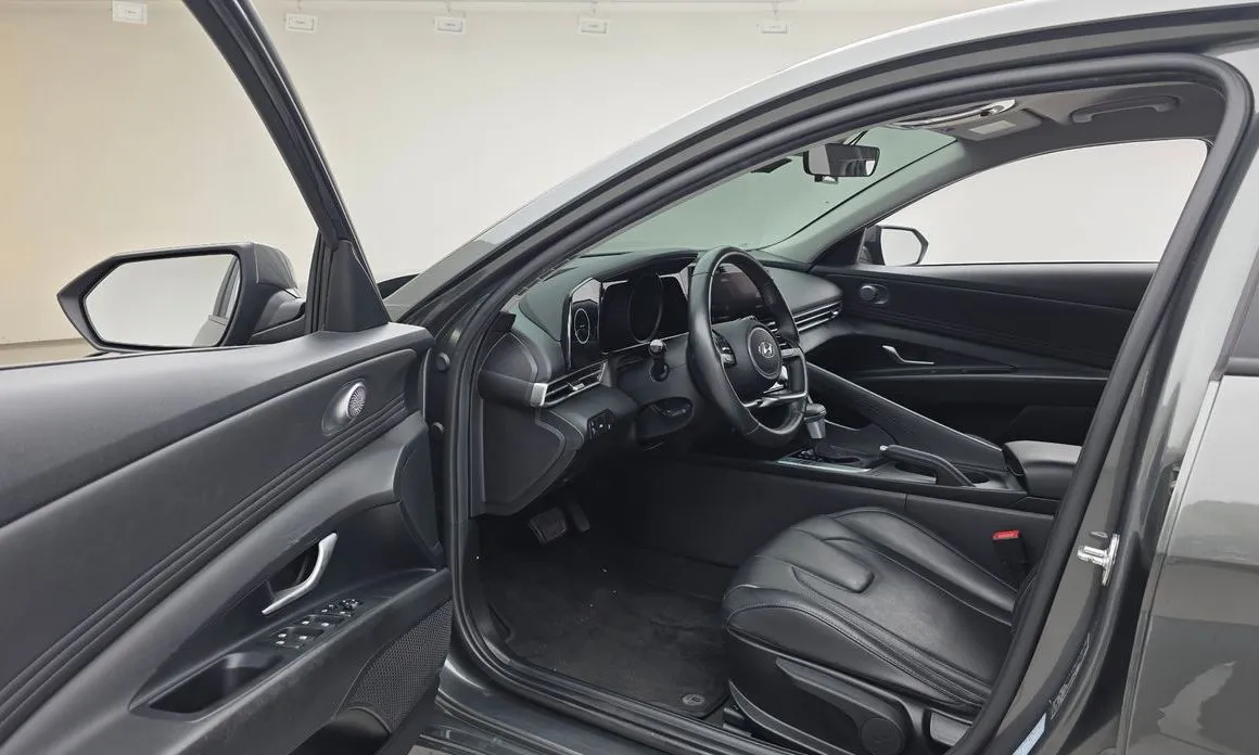 Hyundai AVANTE 2023 из KR, фото 5