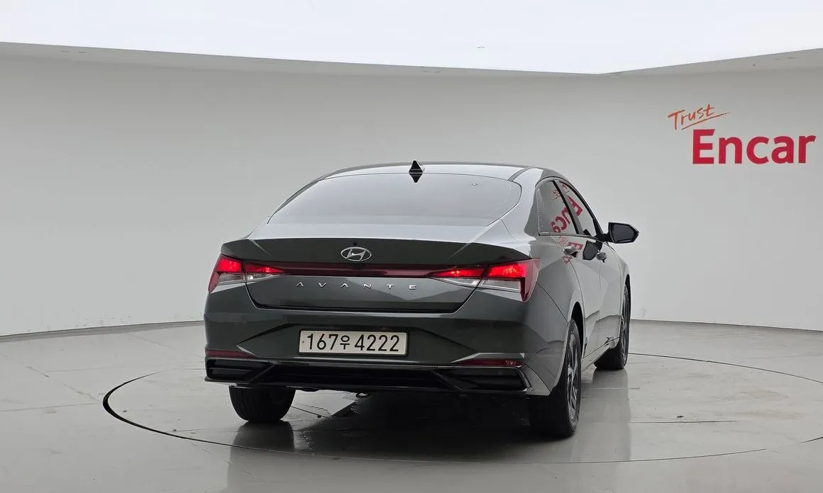 Hyundai AVANTE 2023 из KR, фото 2