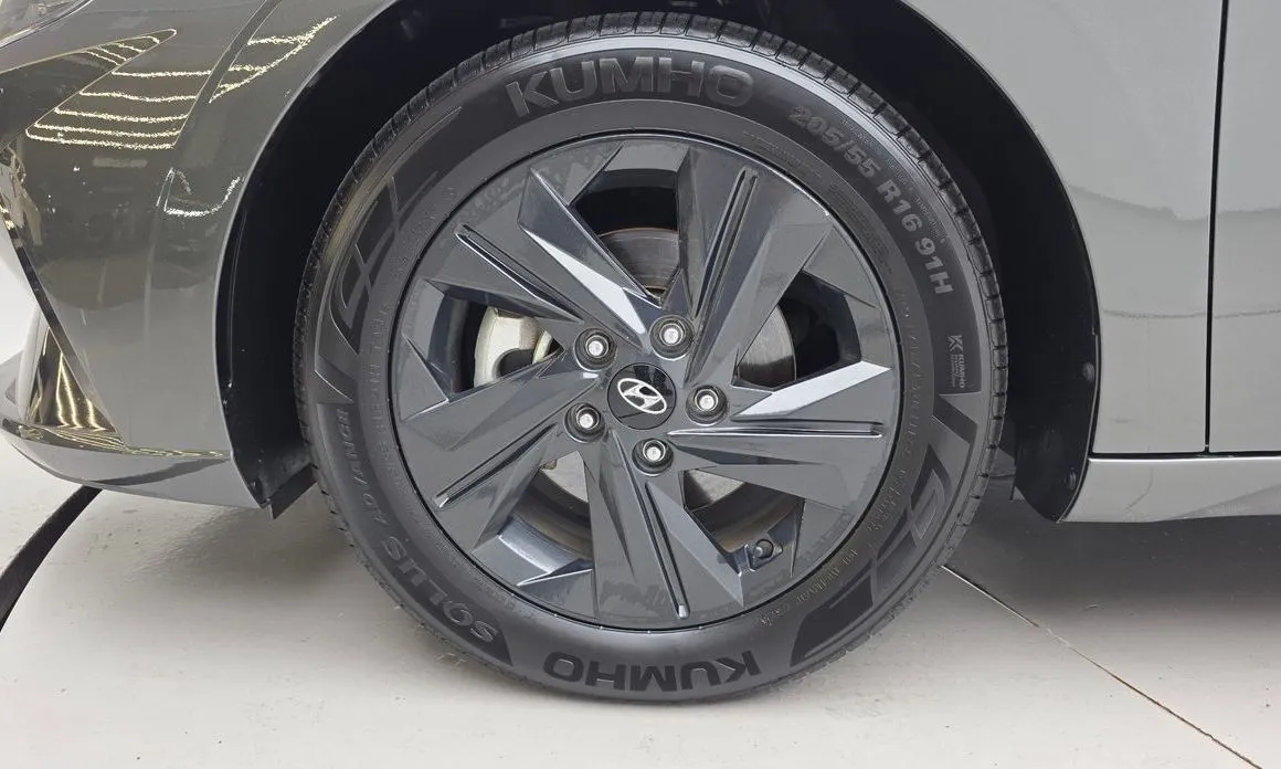 Hyundai AVANTE 2023 из KR, фото 10