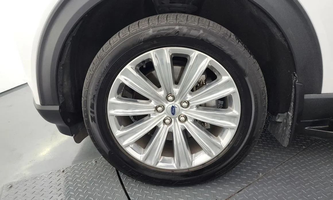 Ford Explorer 2021 из KR, фото 3