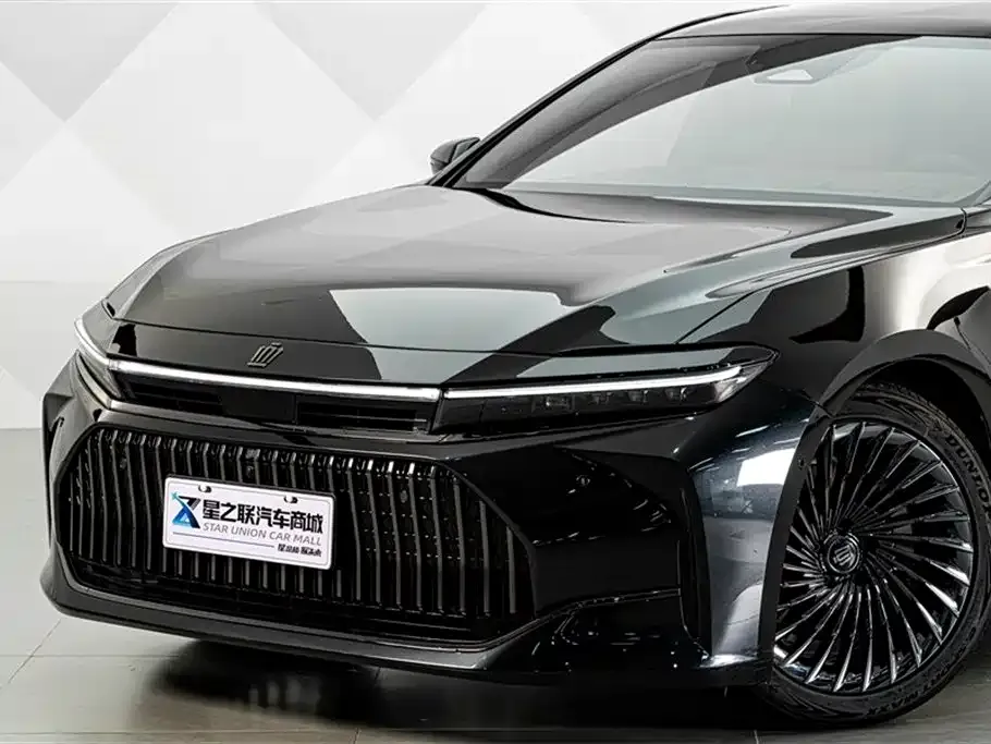 Toyota Crown (Import) 2025 из CN, фото 10