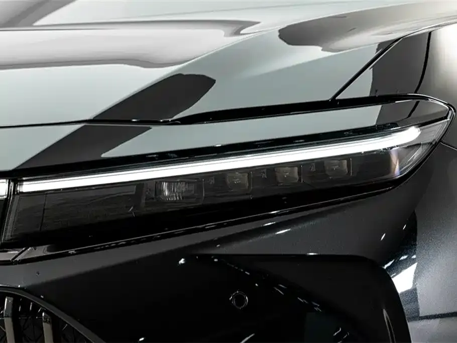Toyota Crown (Import) 2025 из CN, фото 3