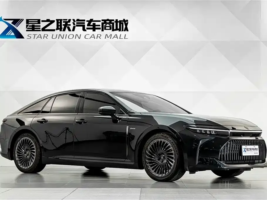 Toyota Crown (Import) 2025 из CN, фото 4