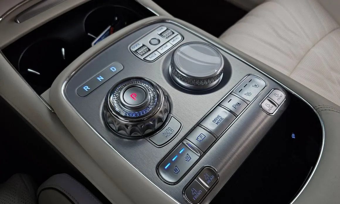 Genesis G90 2025 из KR, фото 7