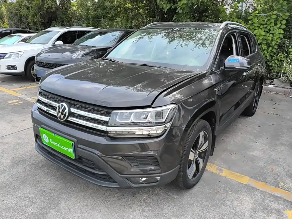 Volkswagen Tharu — фото 1