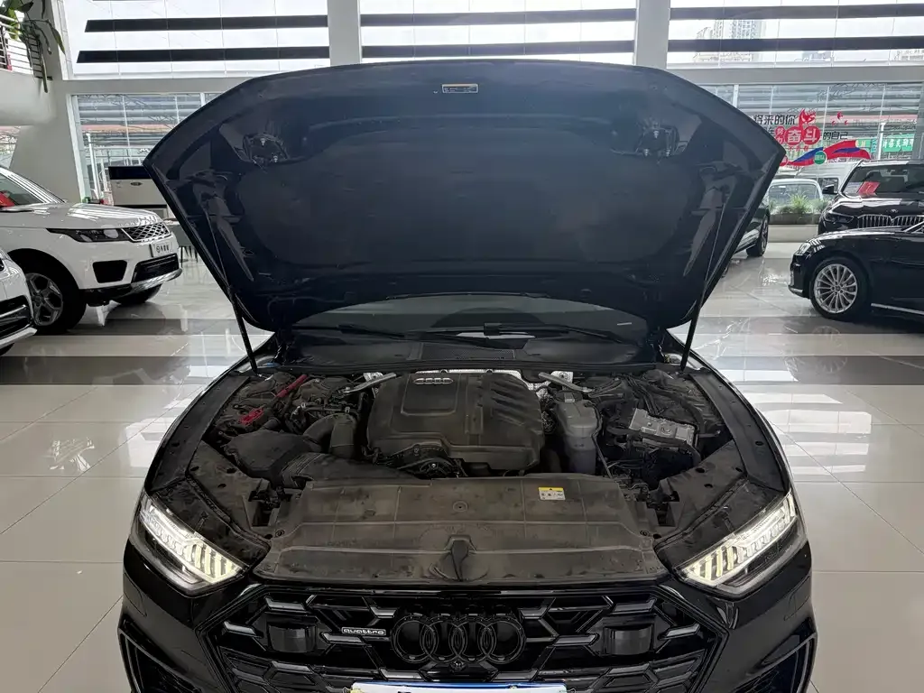 Audi A7L — фото 6