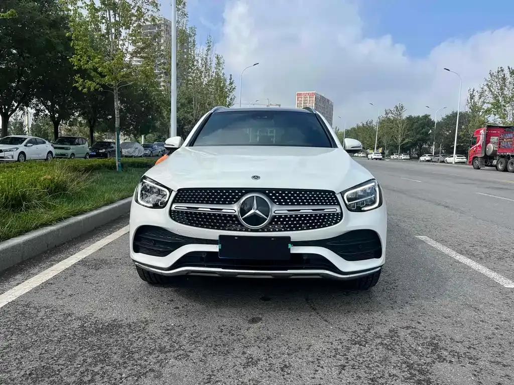 Mercedes-Benz GLC — фото 10
