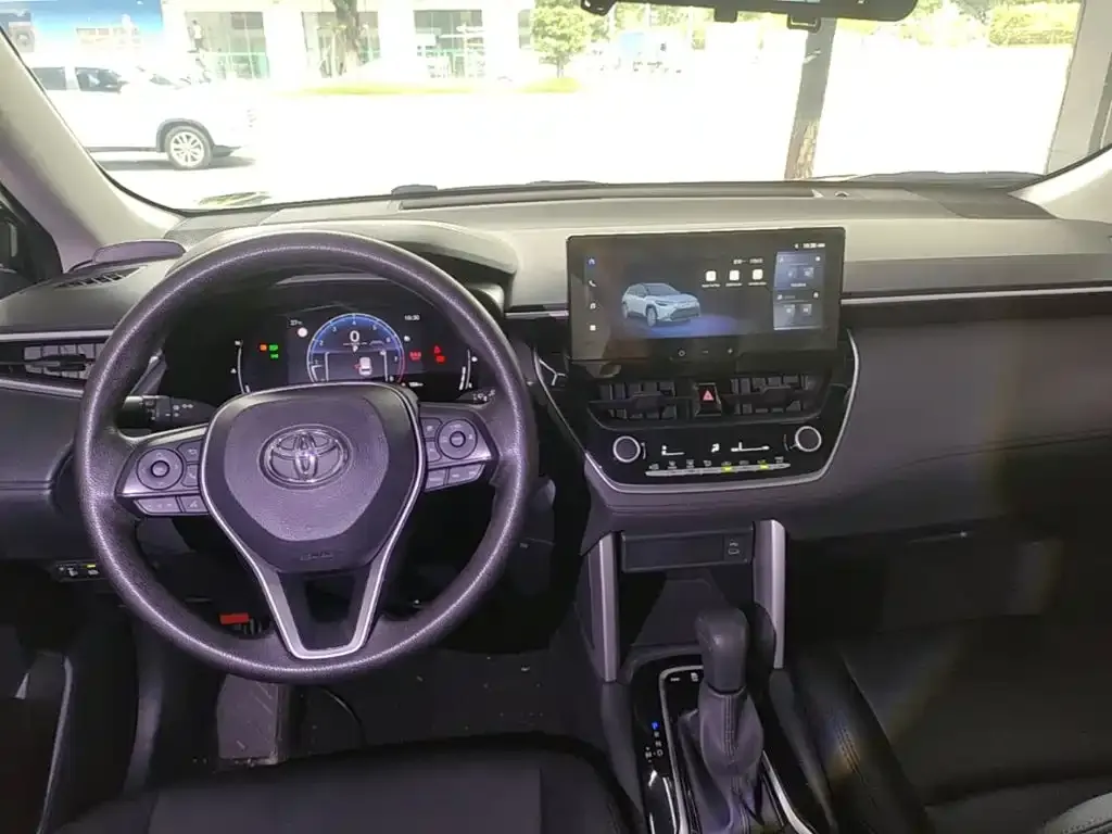 Toyota Frontlander 2024 из CN, фото 2