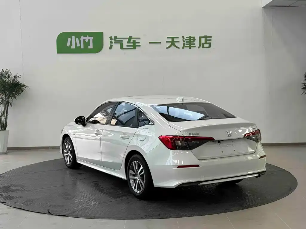 Honda Civic — фото 7