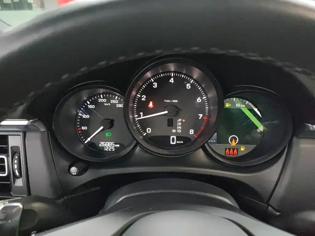Porsche Macan 2021 из CN, фото 6