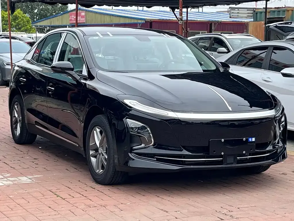 Hongqi E-QM5 — фото 3