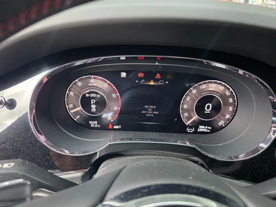 Bentley Bentayga 2024 из KR, фото 2