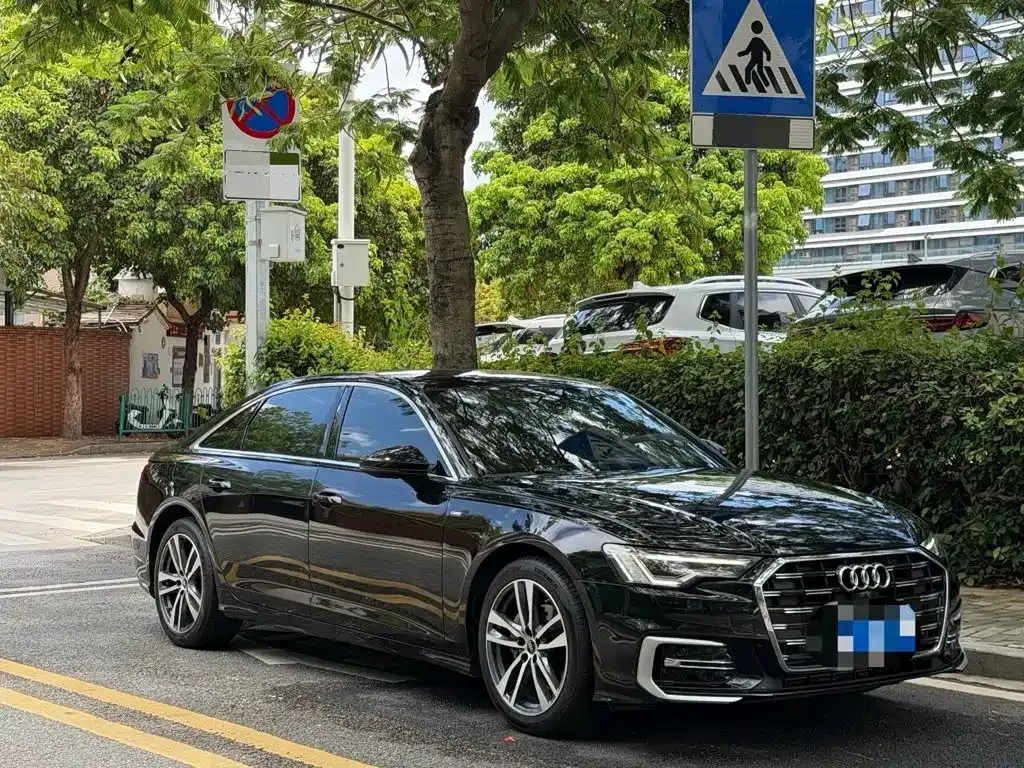Audi A6L — фото 8