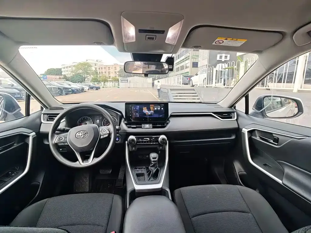 Toyota RAV4 2024 из CN, фото 10