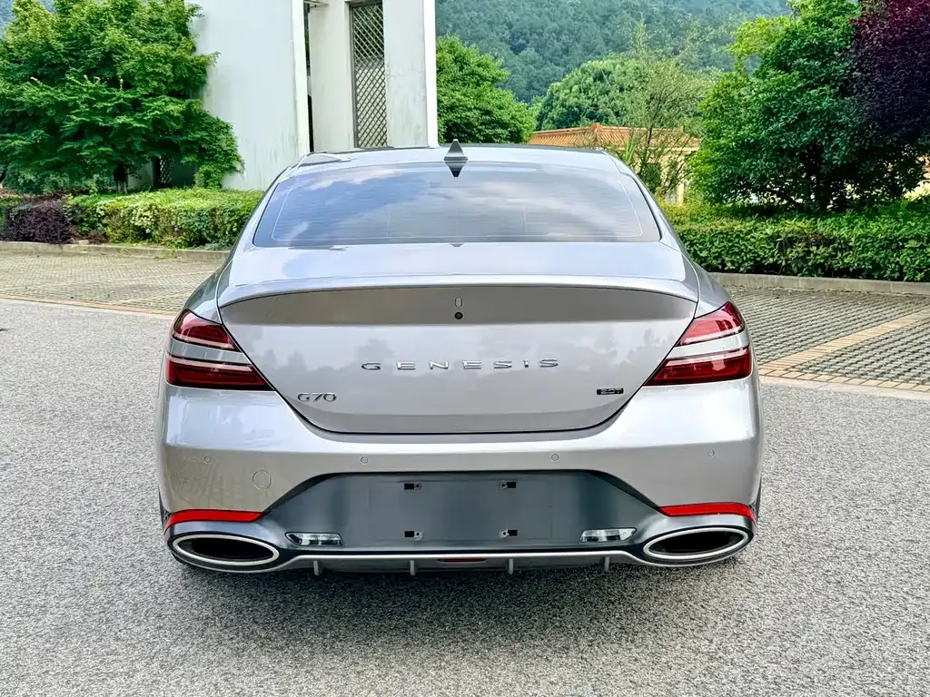 Genesis G70 — фото 9