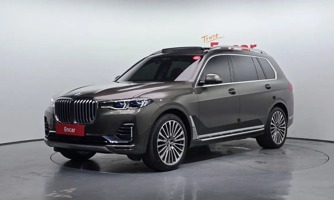 BMW X7 — фото 1