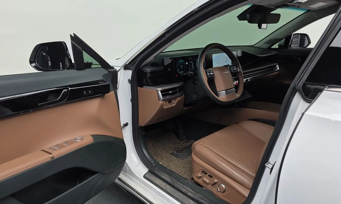 Hyundai Grandeur 2023 из KR, фото 3