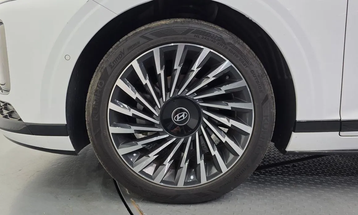 Hyundai Grandeur 2023 из KR, фото 8