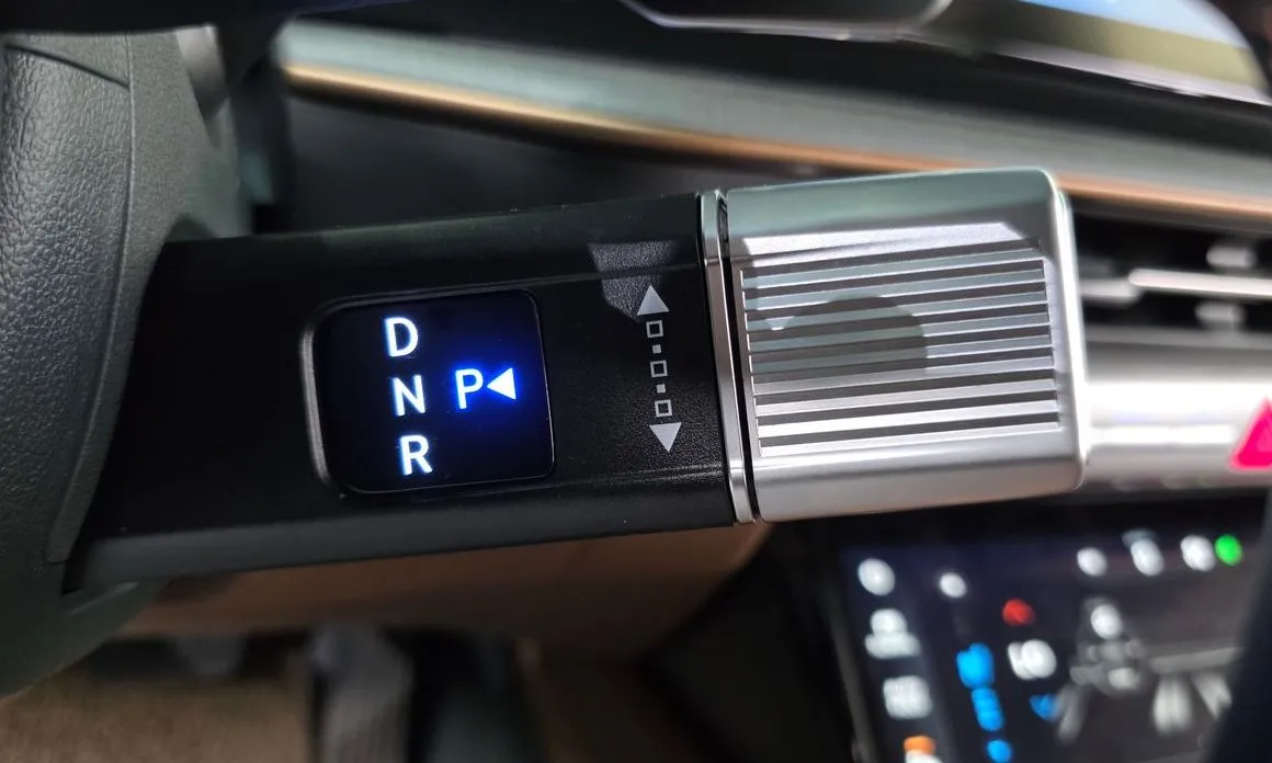 Hyundai Grandeur 2023 из KR, фото 5