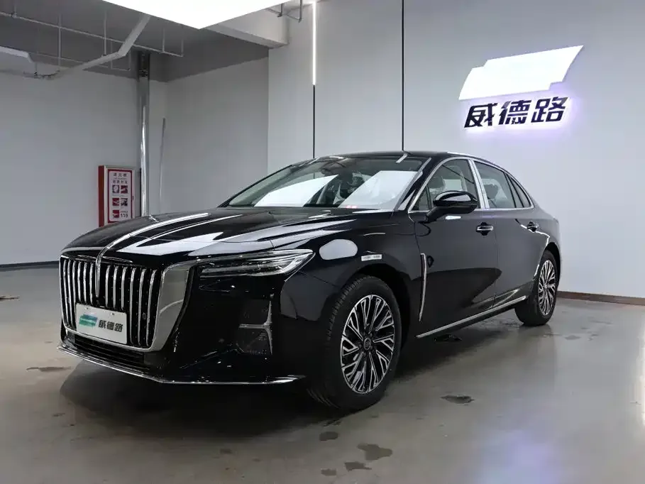 Hongqi H5 — фото 1