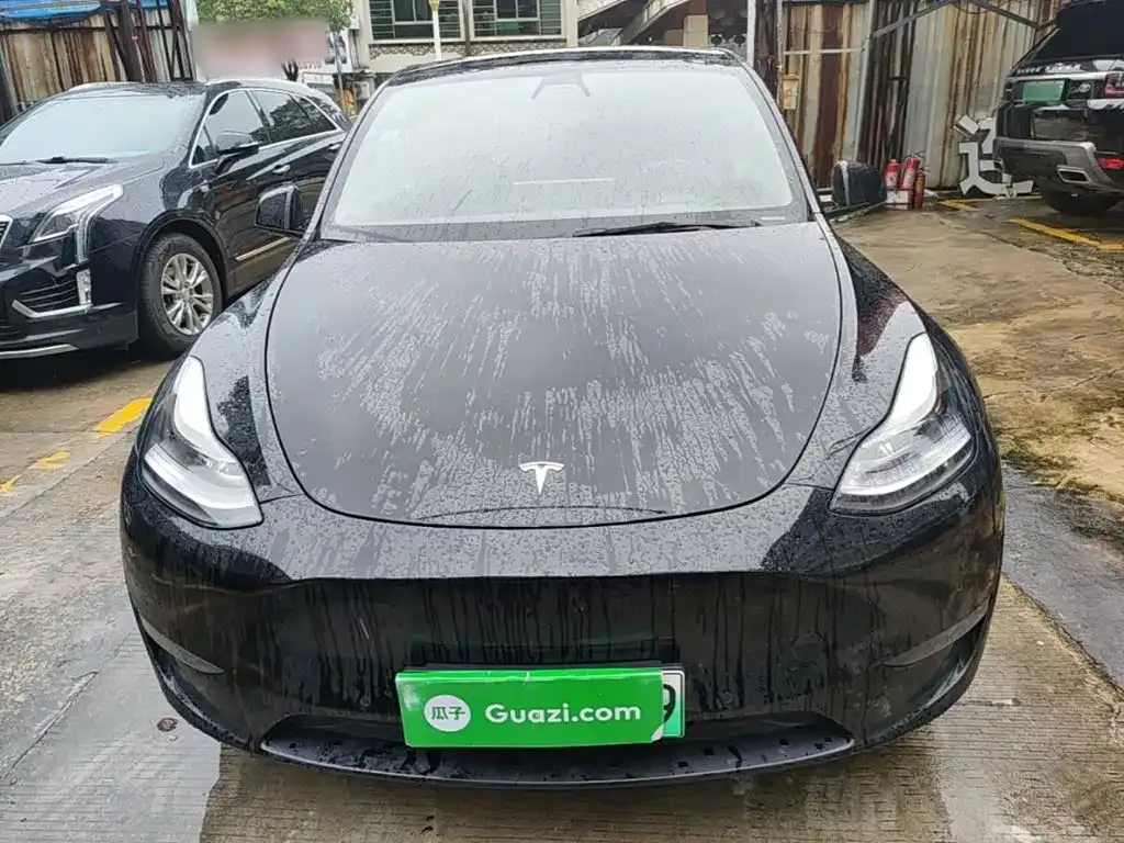 Tesla Model Y — фото 6