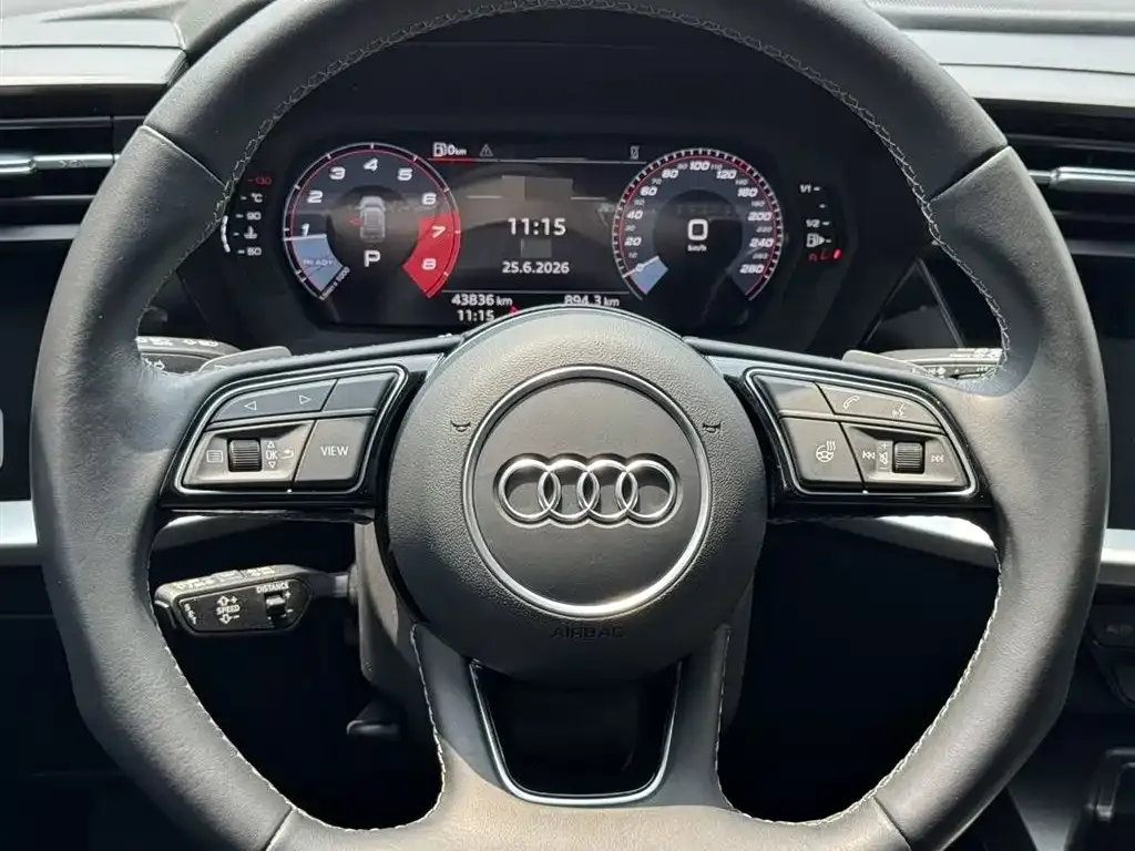 Audi A3 — фото 7