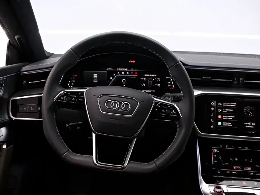 Audi A7L — фото 2