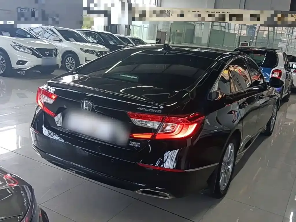 Honda Accord — фото 5