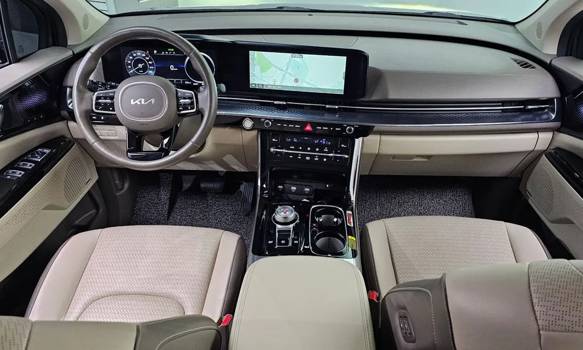 Kia Carnival — фото 4