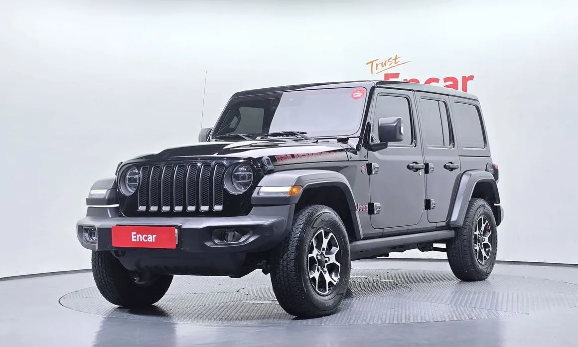 Jeep Wrangler — фото 1