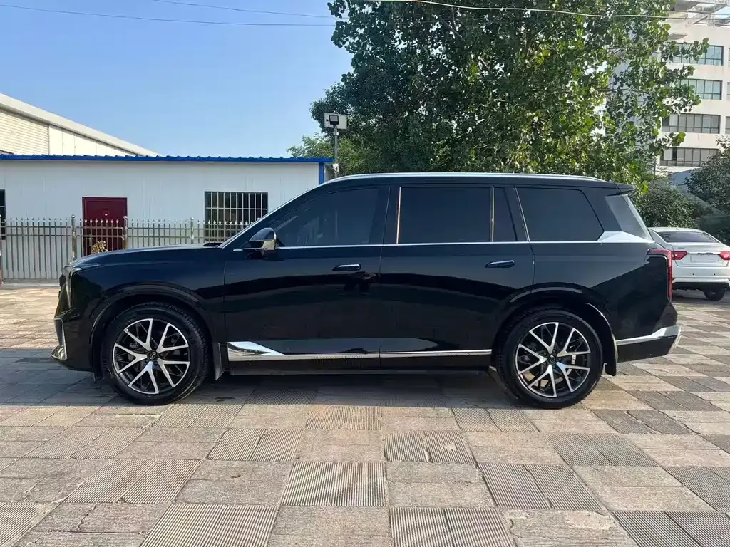 GAC Motor Trumpchi GS8 — фото 8