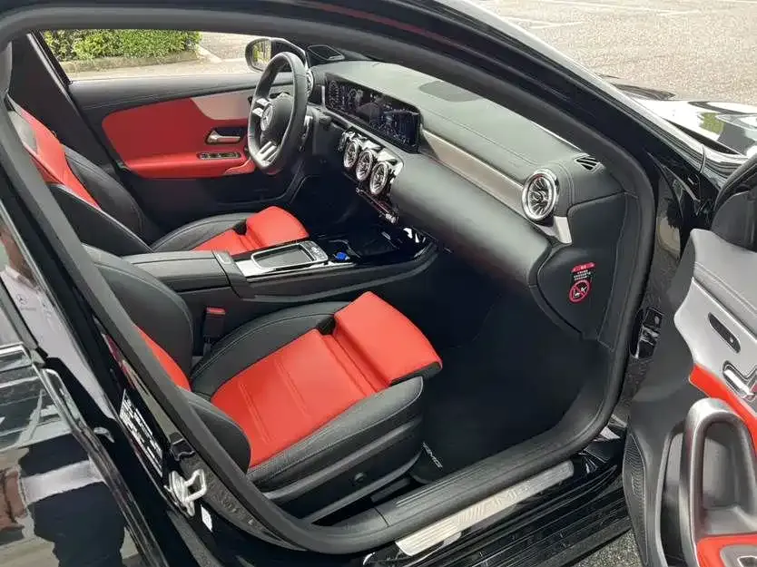 Mercedes-Benz A-Class AMG — фото 9