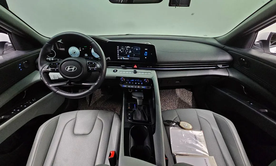 Hyundai AVANTE — фото 4