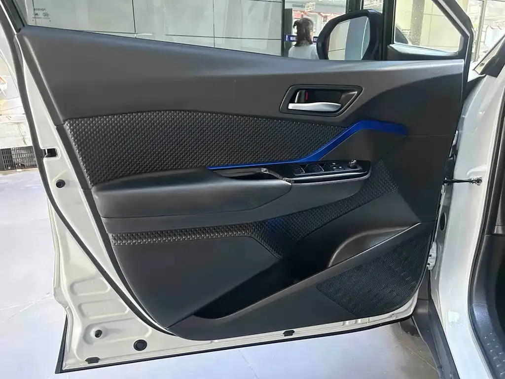 Toyota C-HR 2022 из CN, фото 4