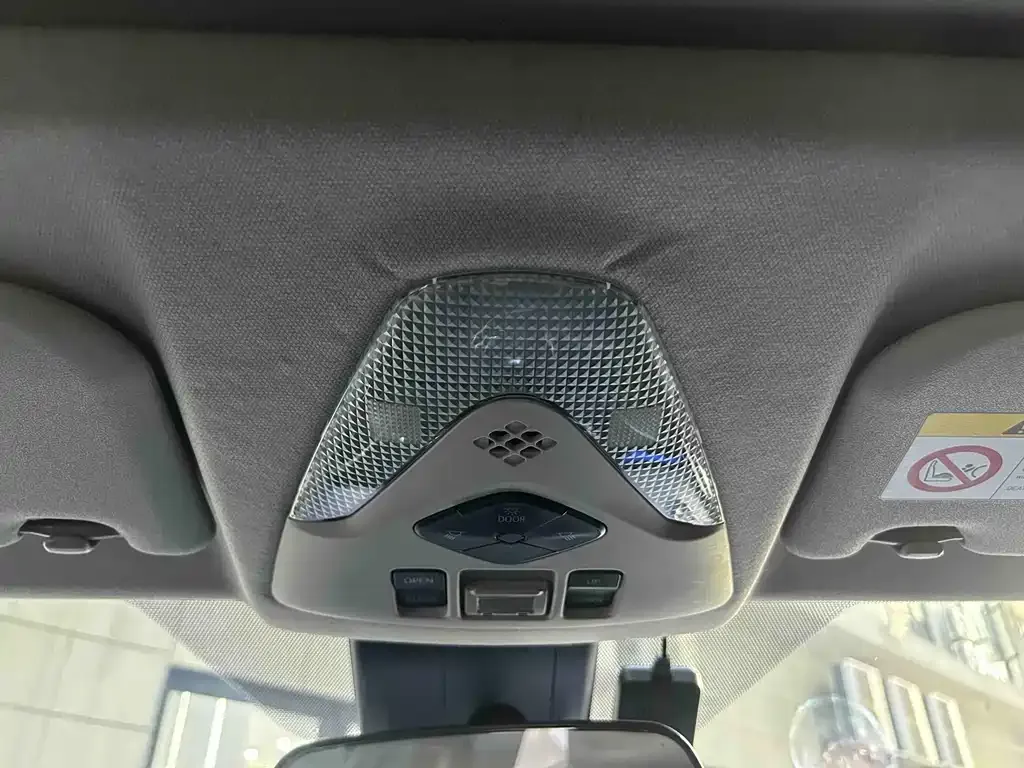 Toyota C-HR 2022 из CN, фото 3