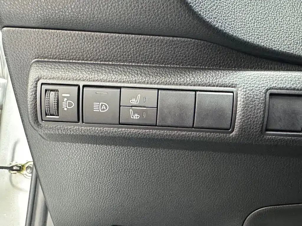 Toyota Levin — фото 10