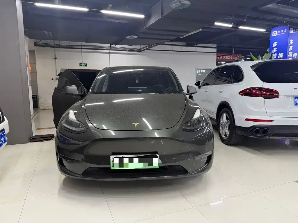 Tesla Model Y — фото 4