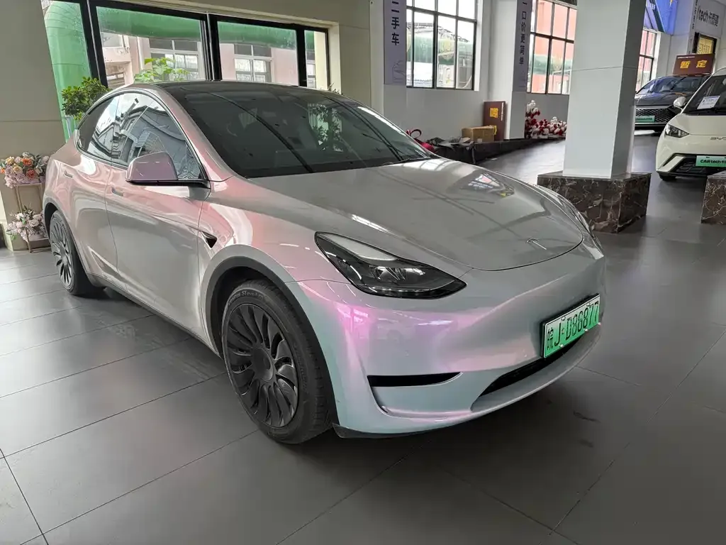 Tesla Model Y — фото 9