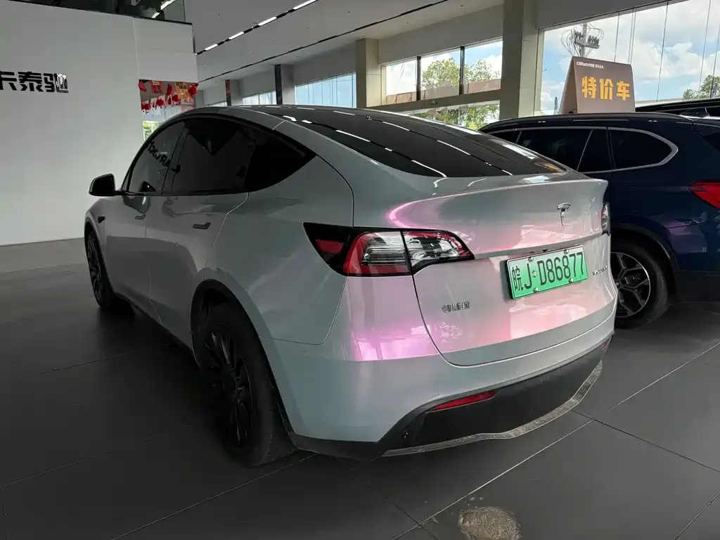 Tesla Model Y — фото 3