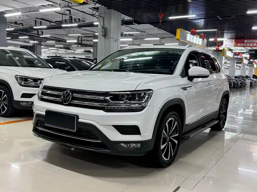 Volkswagen Tharu — фото 1